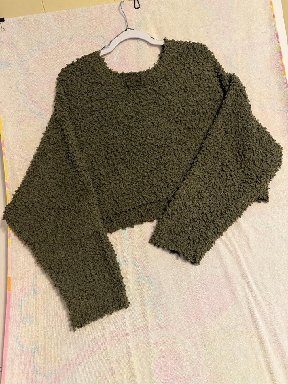 Arizona Jean Company Olive Green Textured Crewneck Sweater